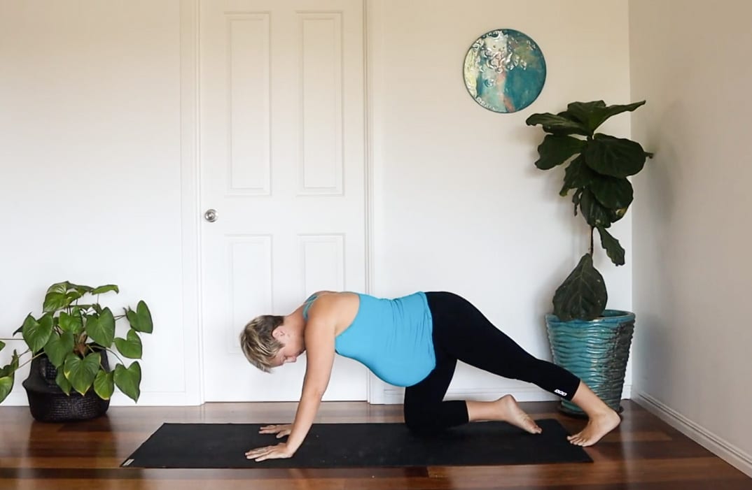 Yoga Postures to Avoid During Pregnancy – Géopélie